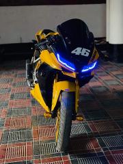 YAMAHA R15 V3